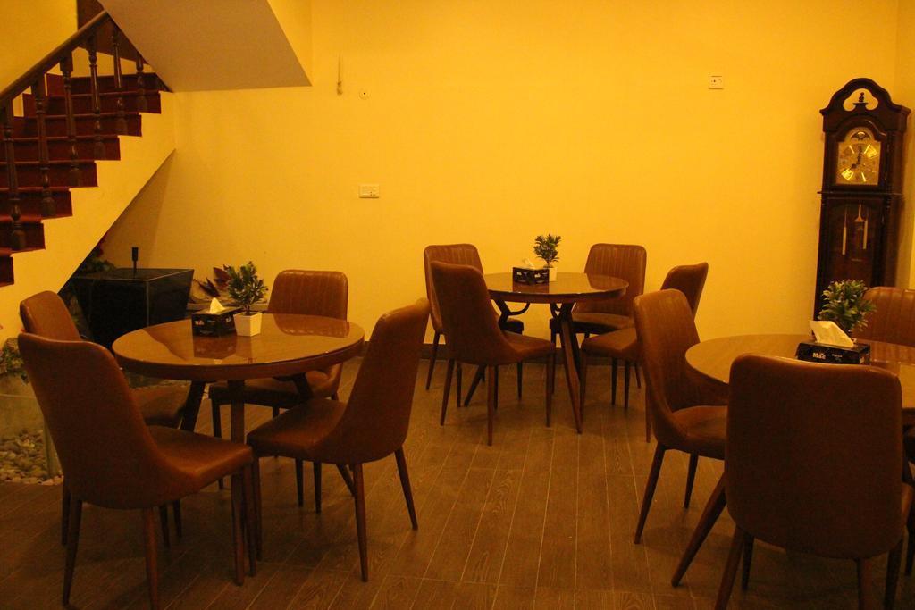 Luxury Inn Karachi Esterno foto