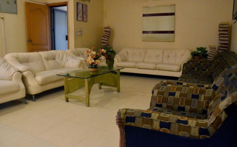 Luxury Inn Karachi Esterno foto