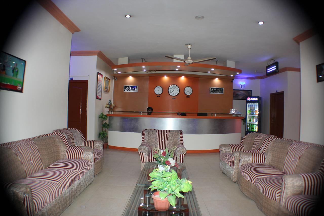 Luxury Inn Karachi Esterno foto